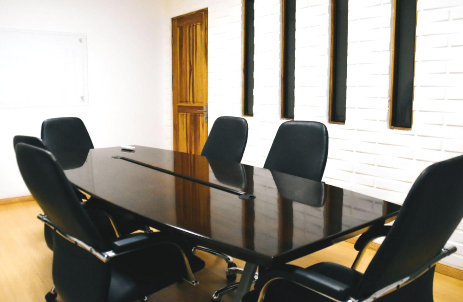 Sessione di coaching professionale in ambiente moderno